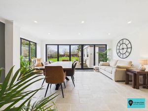 Dining/Family Area - click for photo gallery